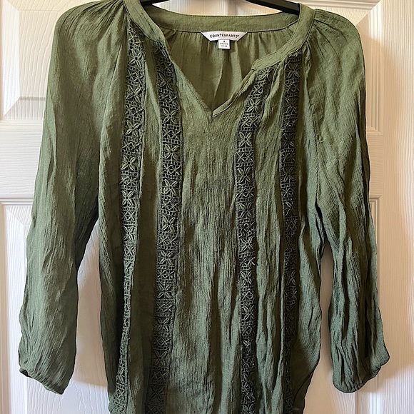 CounterParts long sleeve. Intricate stitching and fabric design. Size: S - Picture 1 of 5